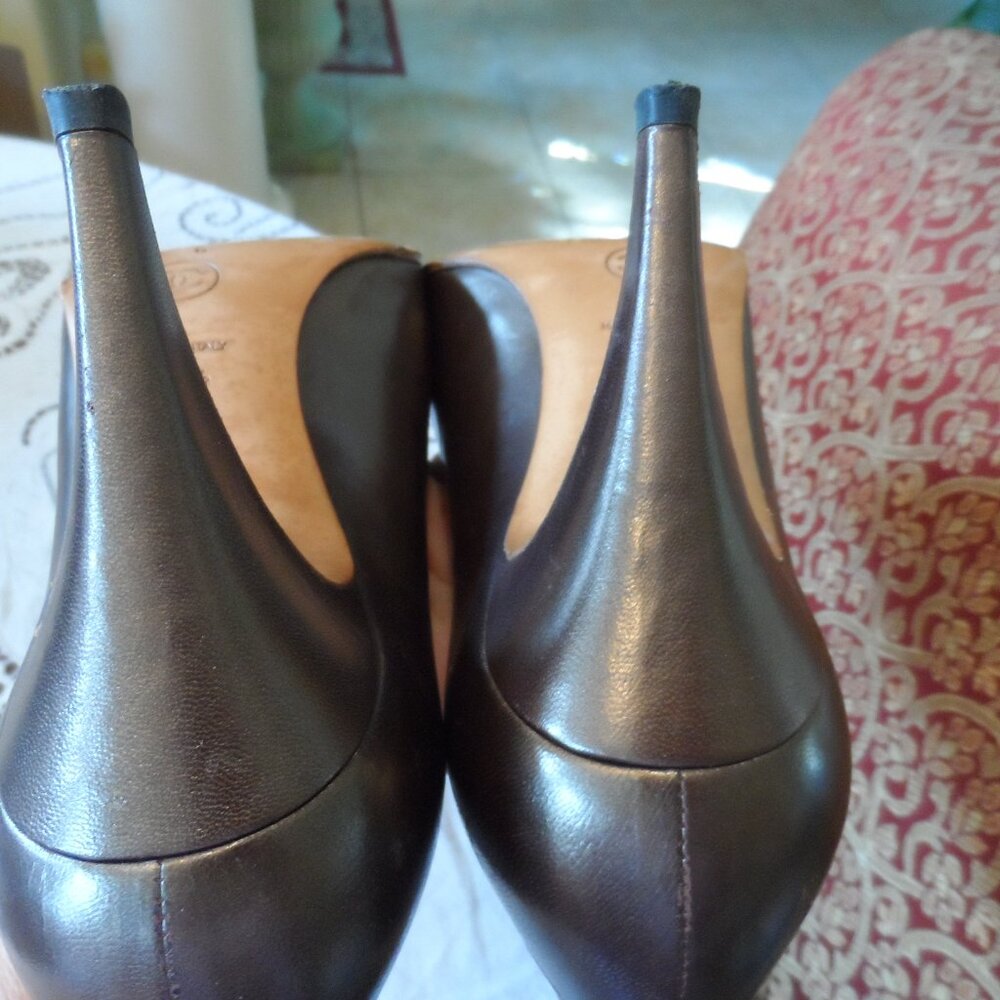 Chanel Light Brown Calf Leather Pumps w/Lizzard Trim cap Toe Size 38.5 - Picture 14 of 16